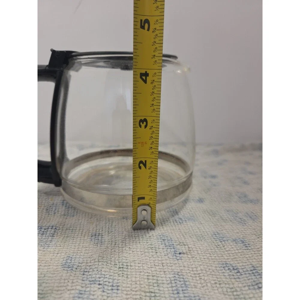 Coffee Maker 4 - 5 Cup Glass Carafe w/ drip hole in Lid